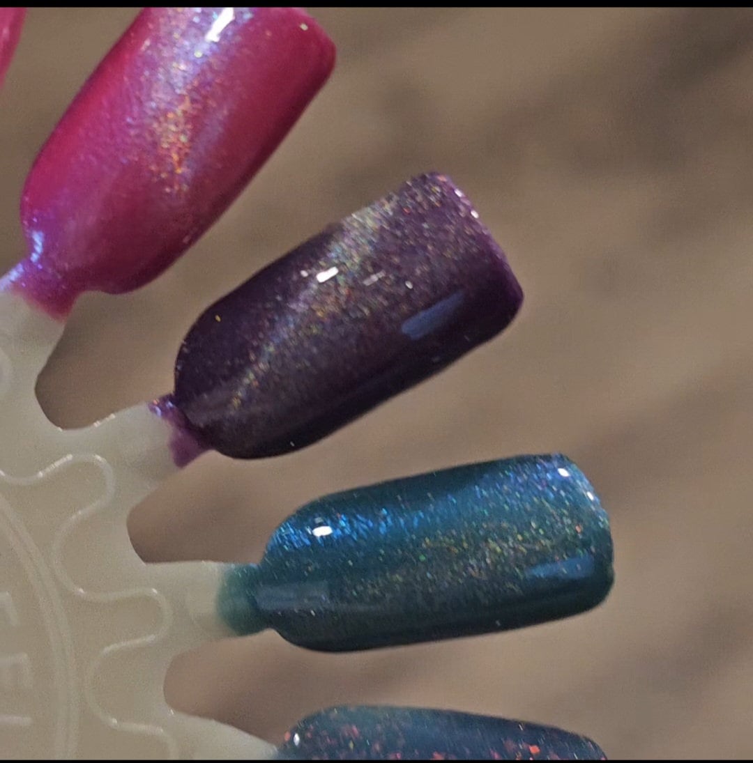 LOVE IS LOVE (Magnetic topper)