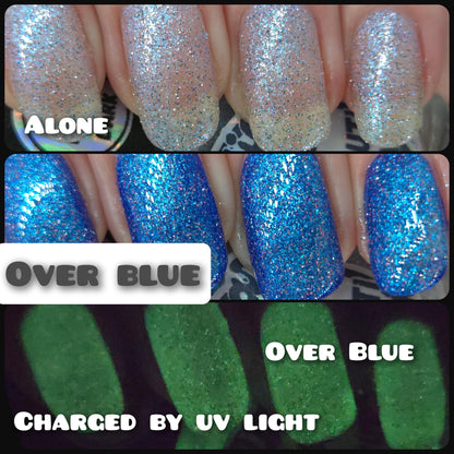 INVISIBLE SPARK (glow-in-the-dark)