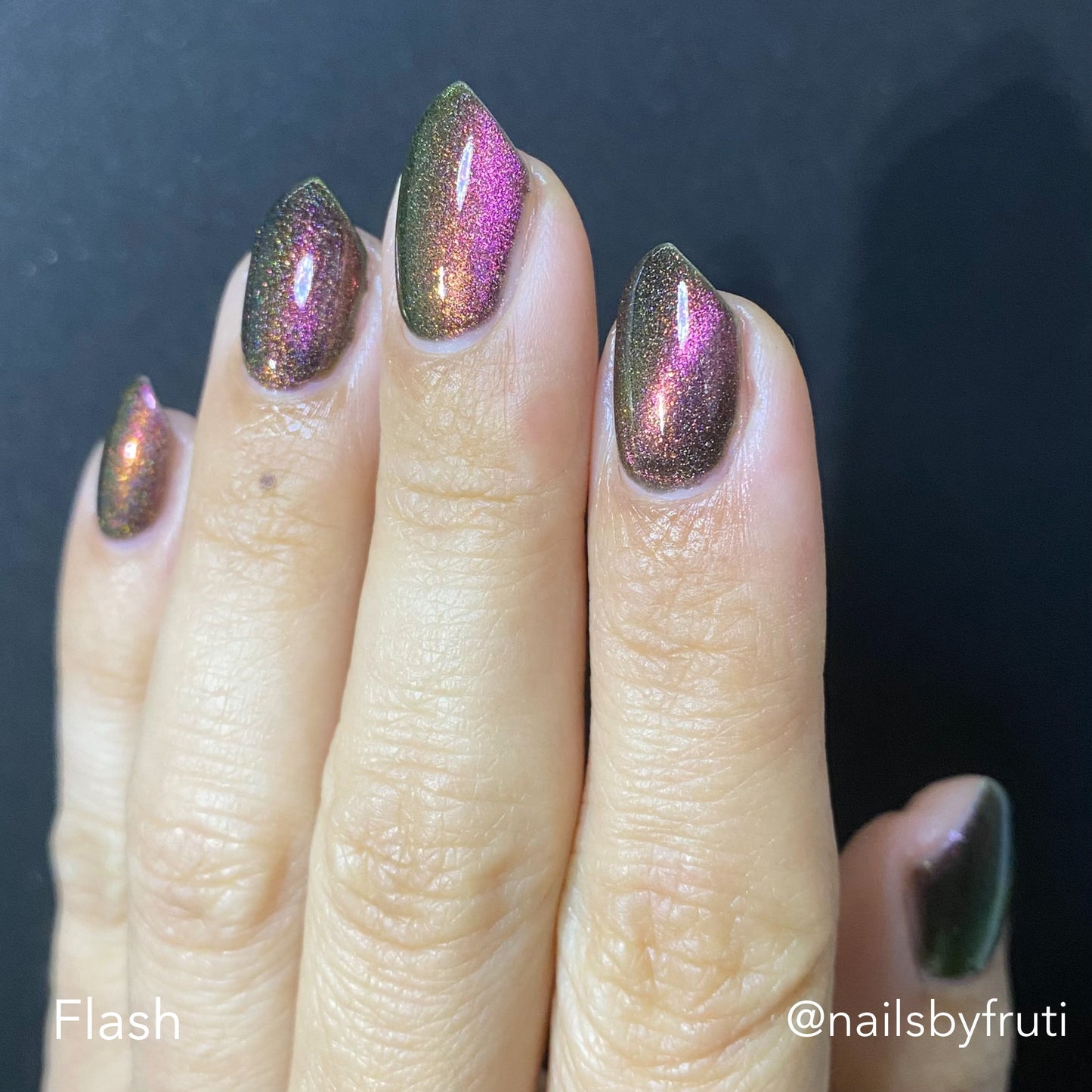 SNACKS IN BED (magnetic)