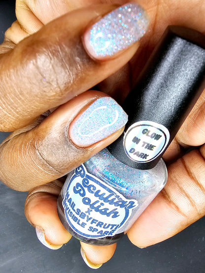 INVISIBLE SPARK (glow-in-the-dark)