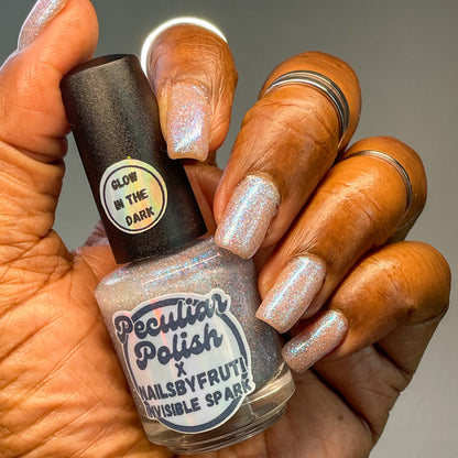 INVISIBLE SPARK (glow-in-the-dark)