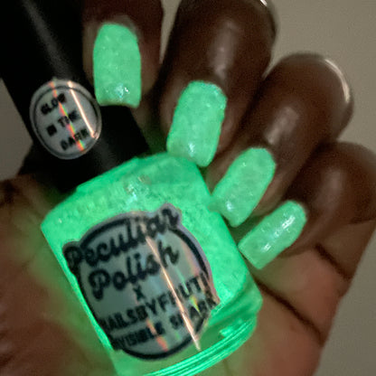 INVISIBLE SPARK (glow-in-the-dark)