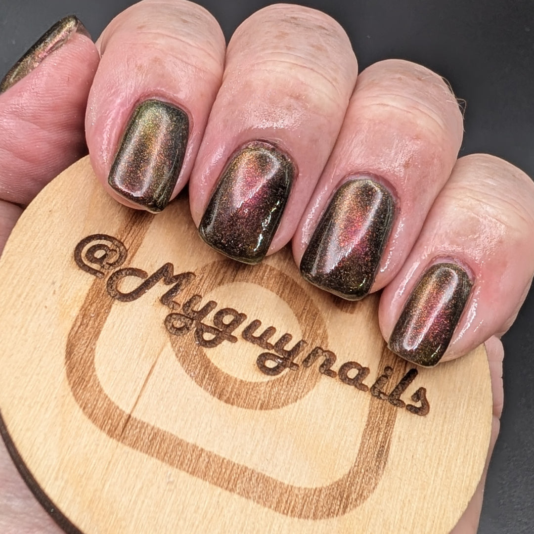 SNACKS IN BED (magnetic)