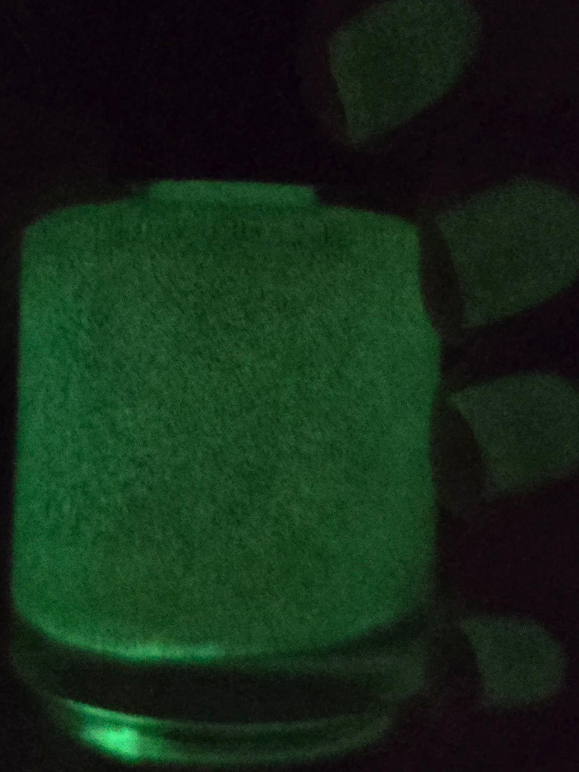 INVISIBLE SPARK (glow-in-the-dark)