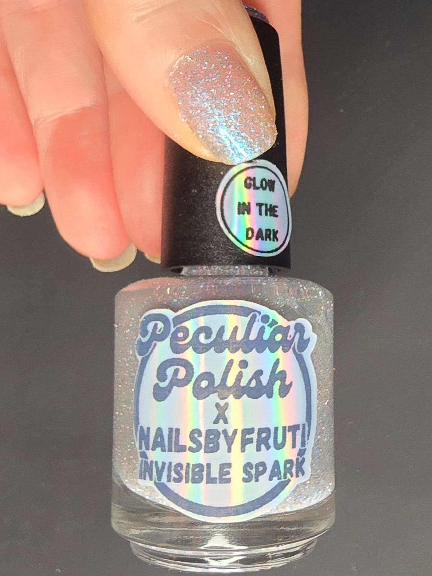 INVISIBLE SPARK (glow-in-the-dark)