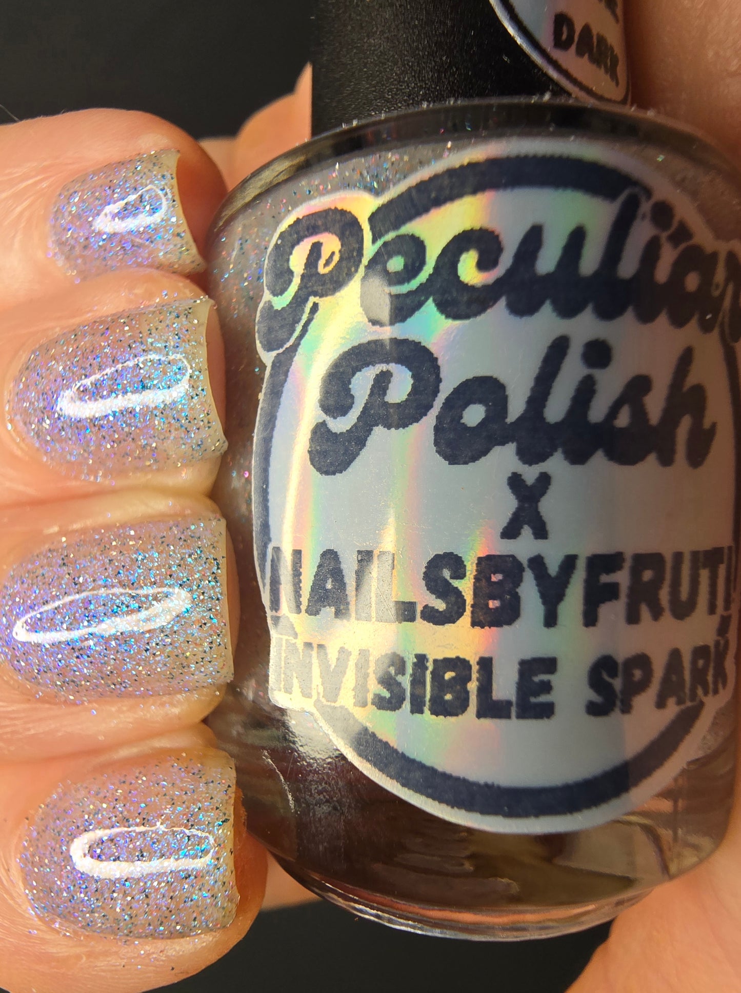INVISIBLE SPARK (glow-in-the-dark)