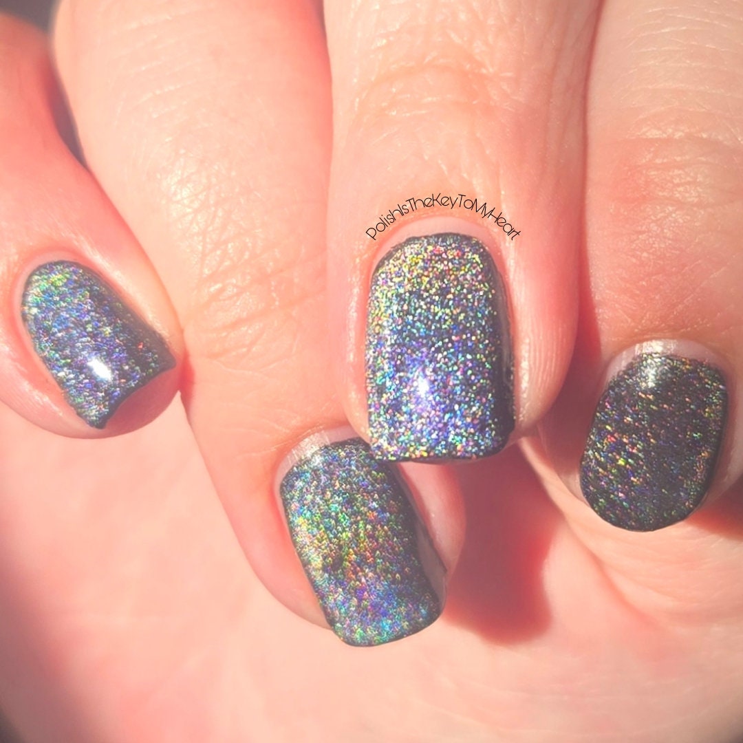 LOVE IS LOVE (Magnetic topper)